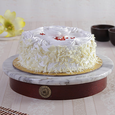 Eggless Round Vanilla Cake - 1/2 Kg